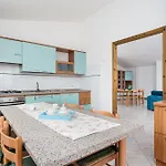 Apartament La Vela Blu *